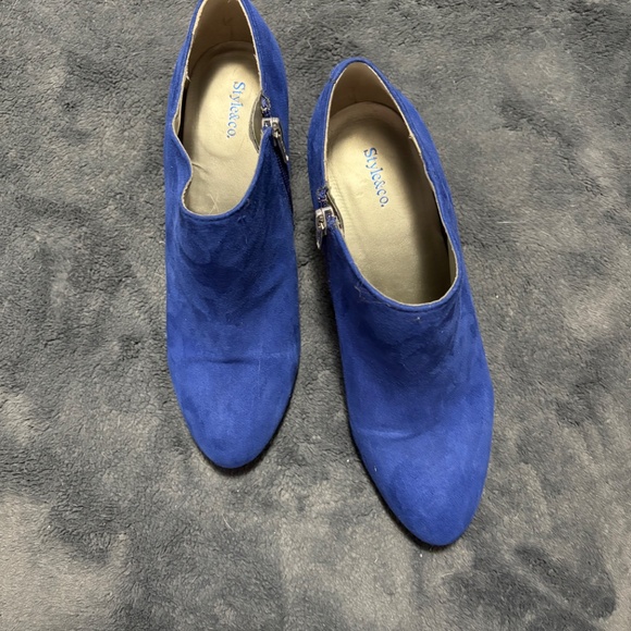 Beautiful Style & Co. Blue Booties - Picture 3 of 5